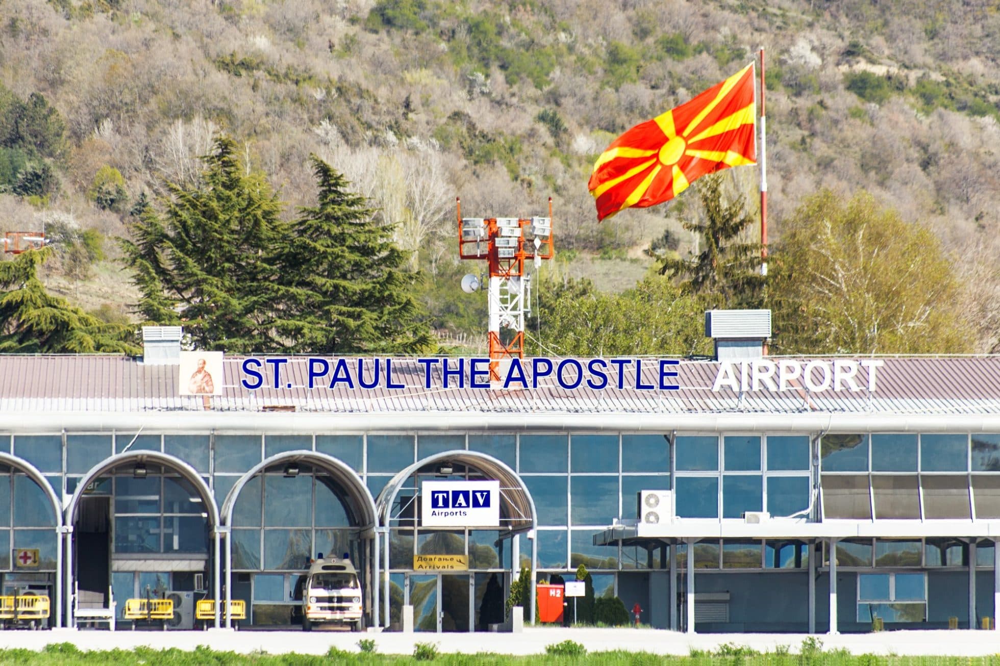 Taxi transfer service at the airport